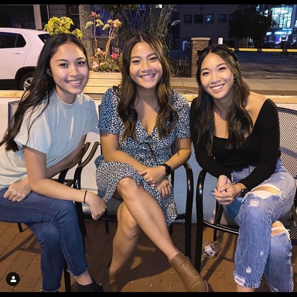 Meet your Posher, Jessica - Picture 1 of 1